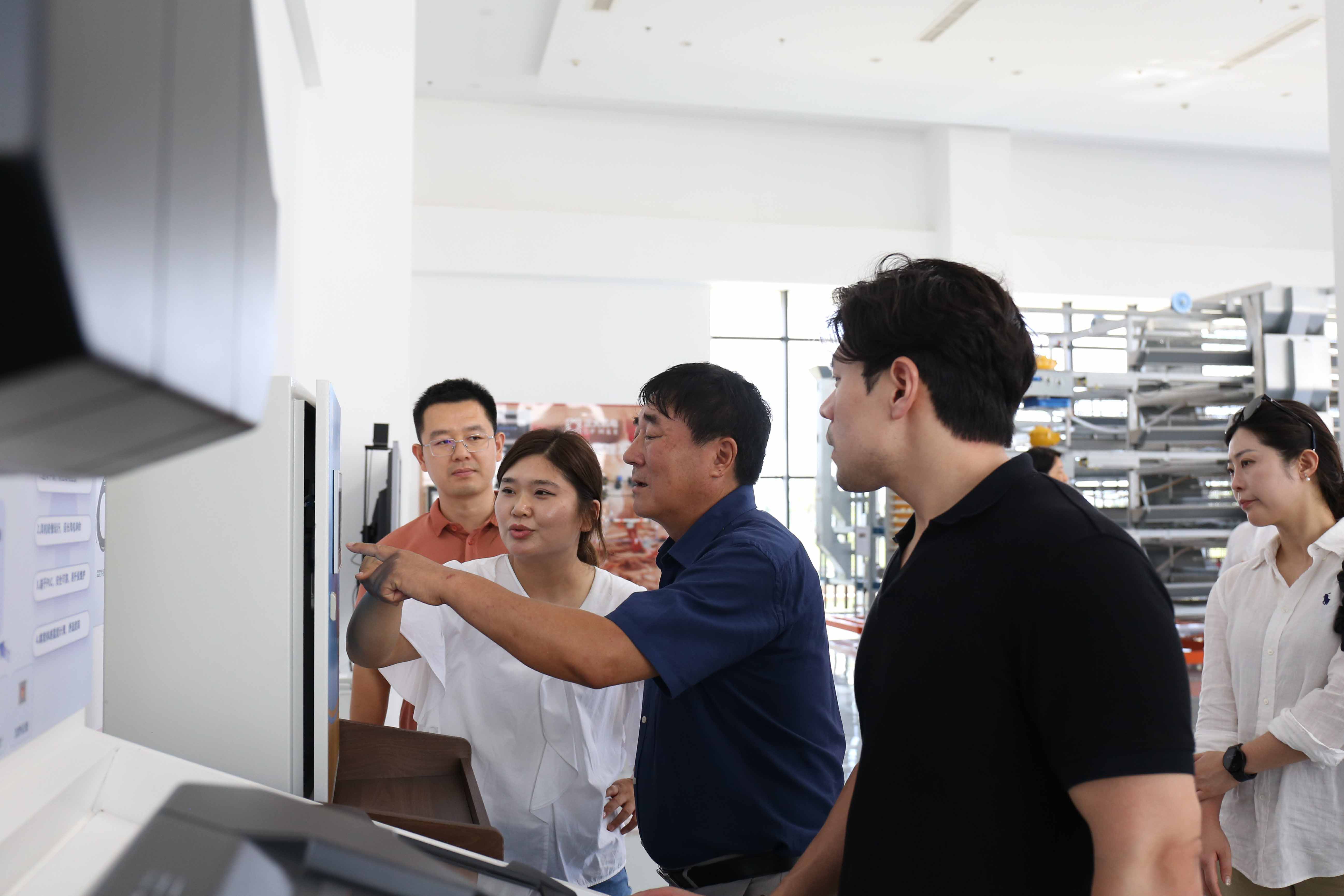 韓國(guó)Gil Gal、Lanic Korea公司到訪正大機(jī)電企業(yè)參觀交流